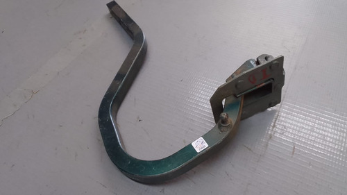 Dobradiça Porta Malas Ford Mondeo 1996/2000 Direito. 23655