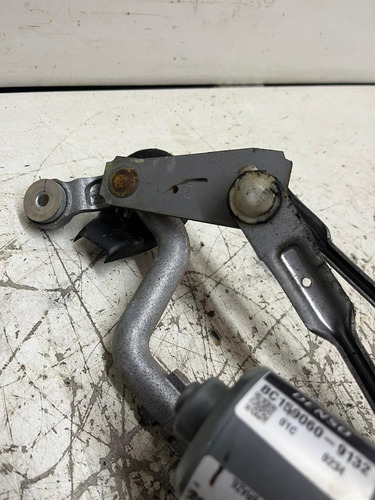Maquina Limpador Parabrisa Toyota Yaris Xls 1.5 2022 2023