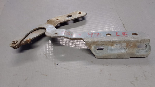 Dobradiça Braço Esquerdo Capo Ford Escort 1994/1995. 23648