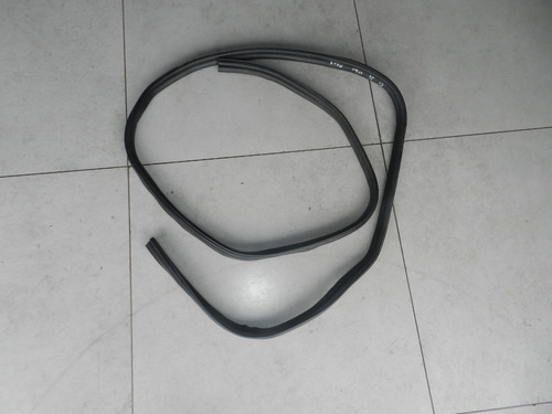 Borracha Traseira Porta Malas Fiat Stilo 2007 A 2011