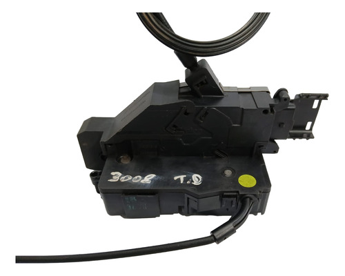 Fechadura Da Porta Traseira Direita Peugeot 3008 2011 A 2014