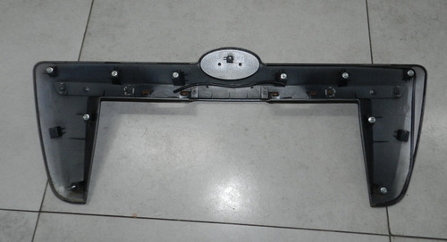 Moldura Tampa Traseira Placa Cromada Hyundai Tucson 04/16