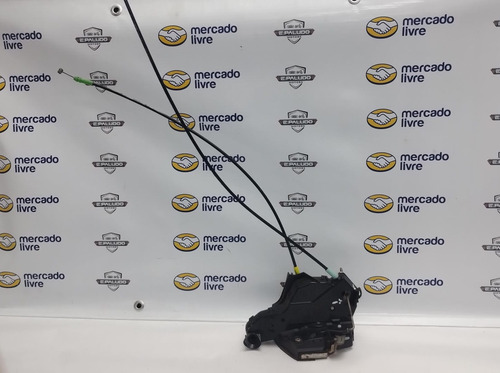 Fechadura Manual C/ Trava Elet Dianteira Direita Hilux 05/15