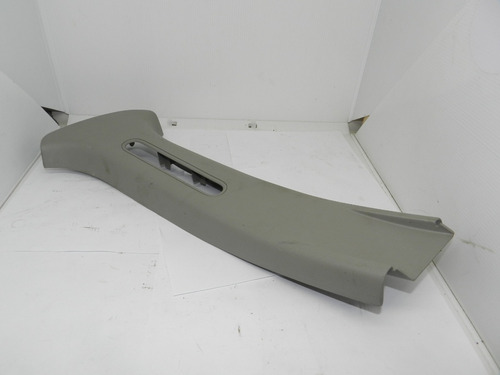 Acabamento Coluna Cinto Le Renault Sandero 2009 8200529816