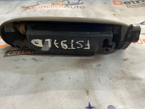 Maçaneta Interna Diant Direita Ford Fiesta 97 18081