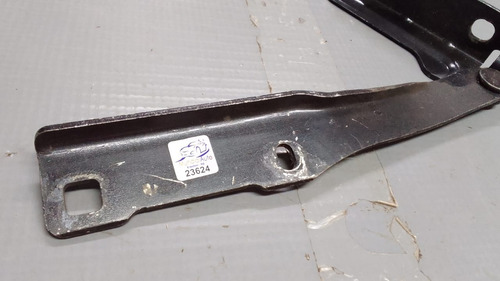 Dobradiça Esquerda Capô Renault Sandero 2008/2013. 23624