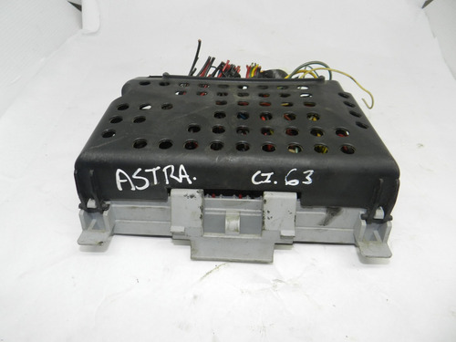 Caixa Fusível Gm Astra Zafira Vectra 99/09 90589979