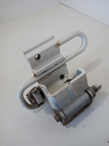 Dobradiça Inferior Da Porta Trazeira Audi A3 4b0833411e Orig