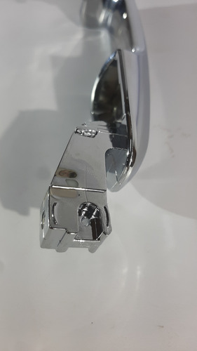 Maçaneta Porta Direita/esquerda L200 Triton 2008/2016 21781*