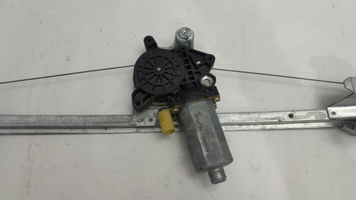 Máquina Vidro Elétrica Traseira Direita Zafira 2001 A 2012