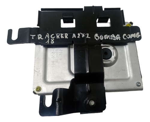 Módulo Bomba Combustível Com Suporte Tracker 2018 84082495