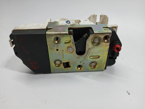 Fechadura Porta Traseira Esquerda Peugeot 307 Sw 2003 A 2012