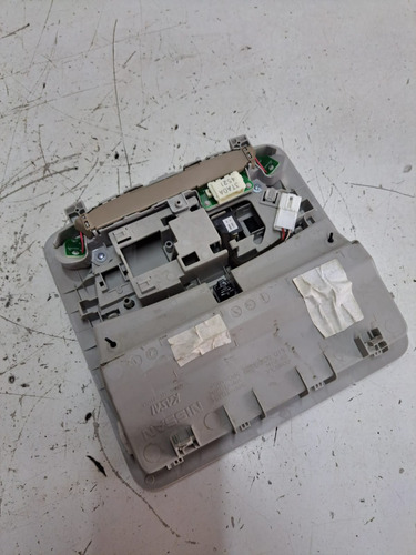 Luz Cortesia Teto Nissan Sentra 2014 2015 2016 Porta Oculos