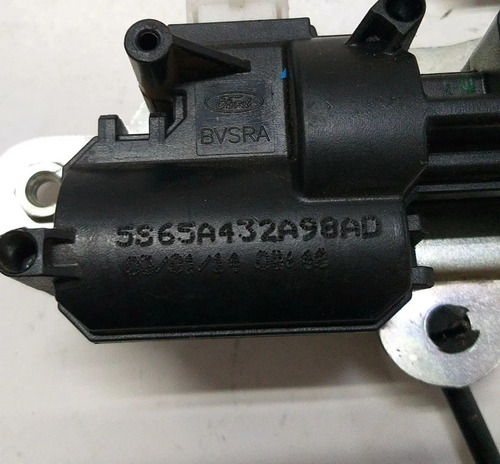 Trava Tampa Porta Malas Ford Fiesta 2008/ 2014 5s65a432a98ad