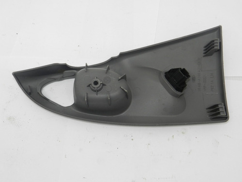 Moldura Vidro Elétrico Traseiro Esquerdo Ford Focus 01 A 08
