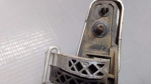Maçaneta Traseira Esquerda Renault Duster    24046