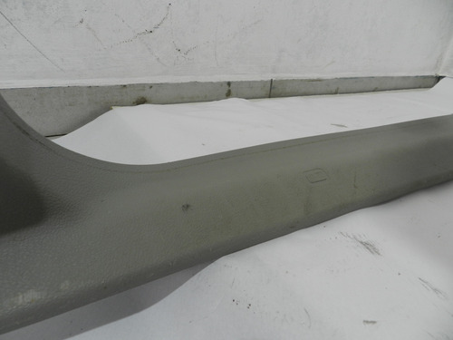 Soleira Porta Traseira Direita Gm Zafira 2001 A 2012