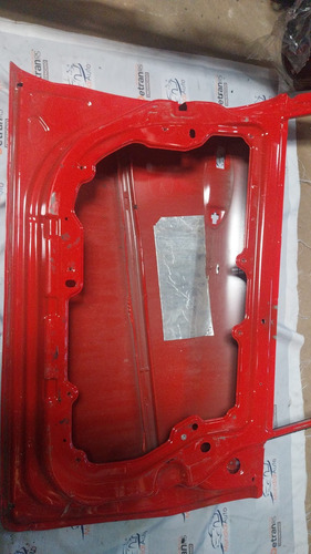 Porta Dianteira Esquerda New Fiesta 11/19 Detalhe