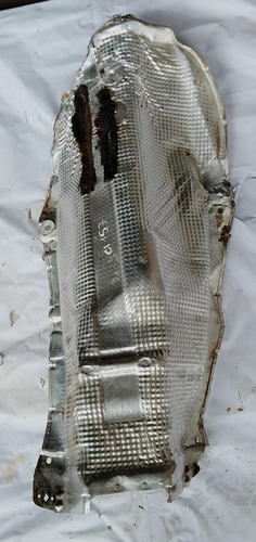 Defletor Manta Térmica Escapamento Audi A3 2001 Com Detalhe