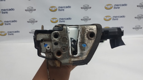 Fechadura Manual C/ Trava Elet Dianteira Direita Hilux 05/15