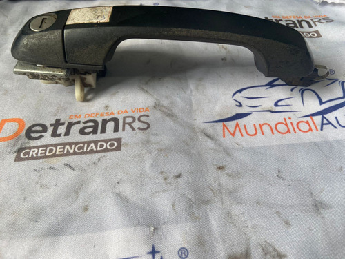 Maçaneta Dianteira Esquerda Ford Fiesta 2002 17999