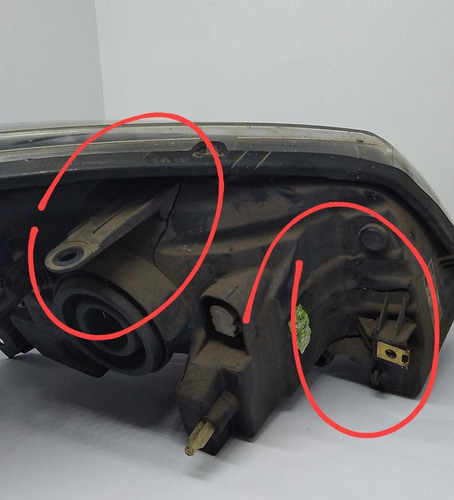 Farol Esquerdo Renault Sandero Stepway 09 0260510 C/ Detalhe