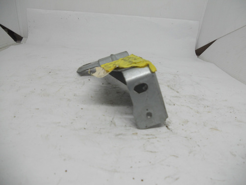 Suporte Fixação Direito Para-choque Dianteiro Clio 03 A 2006