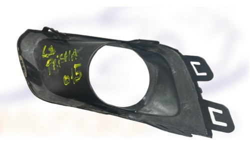 Moldura De Farol De Milha Ld Onix Prisma 17 A 19. 23035