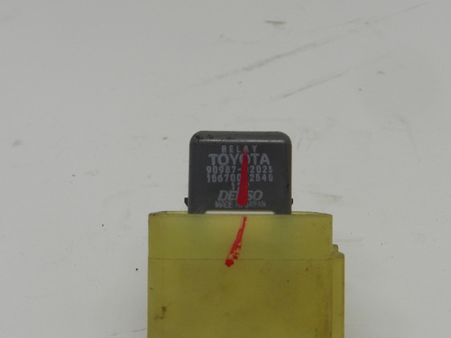 Relé Pisca Caixa Fusível Toyota Etios Corolla 9098702025
