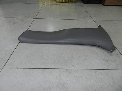 Acabamento Coluna Esquerda Ford Focus 01 A 2007 98aba243w07