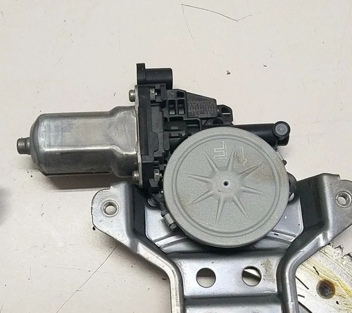 Maquina Vidro Dianteiro Esquerdo Toyota Etios 857200d0130