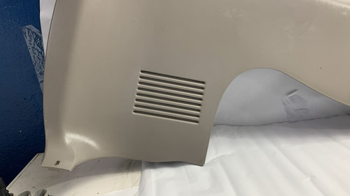 Forro Moldura Lateral Direito Porta-malas Hilux Sw4 96/04