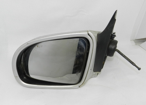Retrovisor Manual Lado Esquerdo Gm Corsa 1997 A 2008 Detalhe