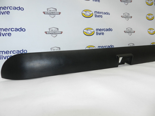 Moldura Friso Régua Tampa Traseira Paralela Tempra 91/99