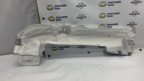 Defletor Direito Protetor Térmico Escape Silencioso C180k 04