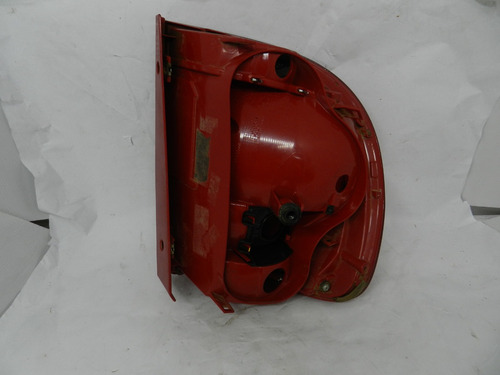 Lanterna Traseira Direita Vw Fox Arteb 10/15 2400390