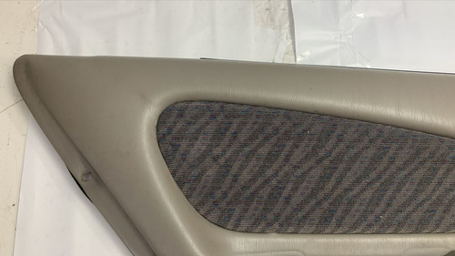 Forro Porta Traseiro Esquerdo Corolla Xei 98/02 Com Detalhe