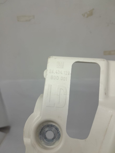 Capa Fechadura Dianteira Direita Gm Corsa Montana 02/12
