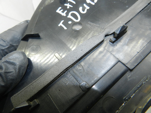 Acabamento Externo Porta Traseira Direita Ford Mondeo 96/00