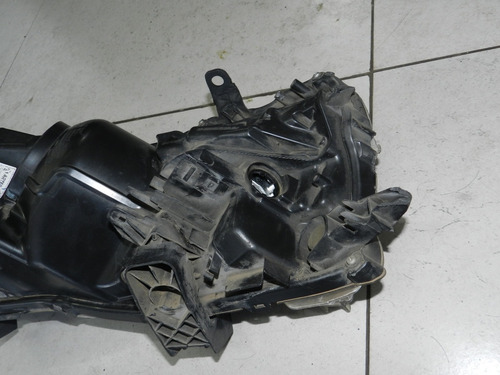 Farol Esquerdo Toyota Corolla 2014 2015 2016 2017 Com Avaria