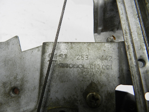 Máquina Vidro Elétrica Traseira Direita Gm Corsa Sedan 96/09