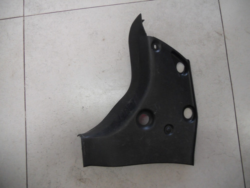 Moldura Lateral Traseira Esquerda Ford Focus Sedan