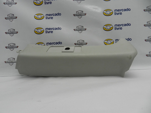 Moldura Coluna Central Direita Vw Gol G3 G4 2p 00/14 Detalhe