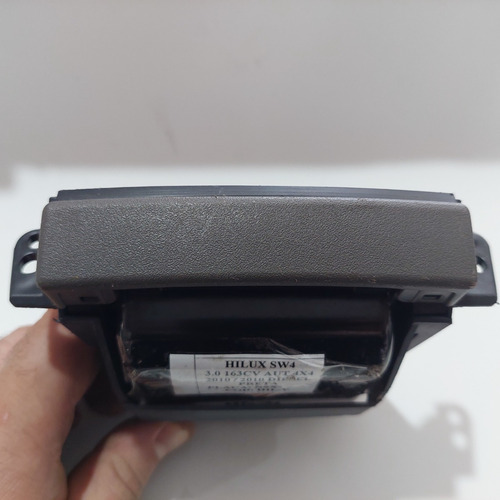 Cinzeiro Toyota Hilux Sw4 3.0 2008 A 2012 C/ Detalhes
