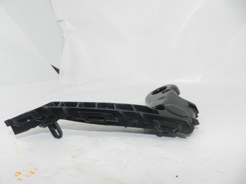 Guia Para-choque Diant Esquerdo Yaris Corolla Hybrid 20/22