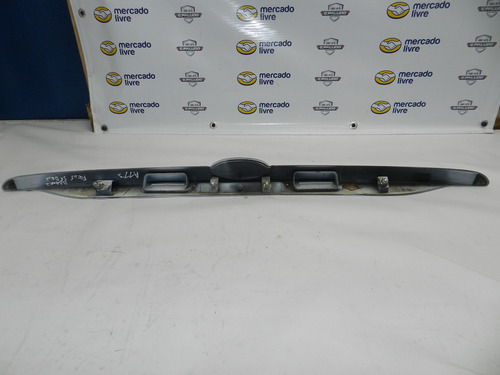 Friso Moldura Tampa Traseira Ford Focus Sedan 03/08 Detalhe