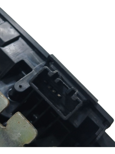 Fechadura Tampa Porta Malas Ford New  Fiesta 2014 (ap)