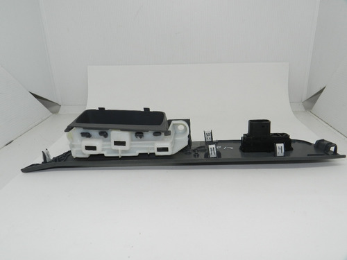 Moldura Comando Vidro Diant Direito Ford Ecosport 13 A 2018