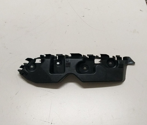 Guia Parachoque Dianteiro Direito Renault Duster 622229216r