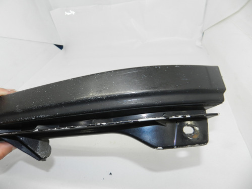 Bigode Moldura Inferior Farol Esquerdo Zafira 01/12 Detalhe